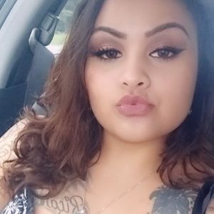 Meet your Posher, Dominique